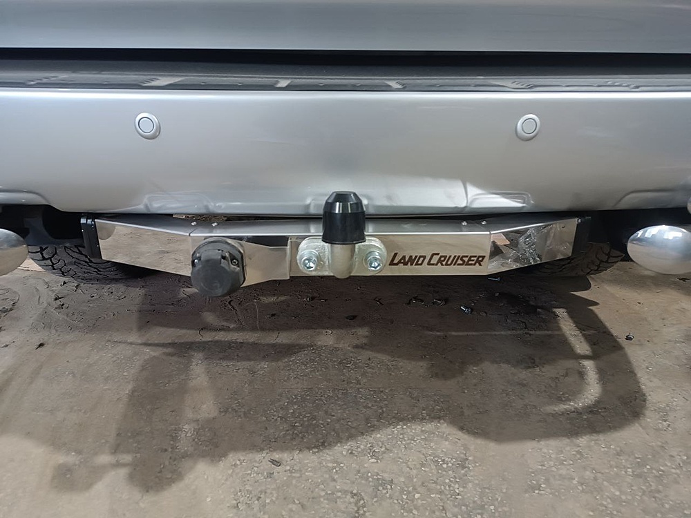 Фаркоп Lexus LX 570 2008- НЕРЖ.НАКЛАДКА